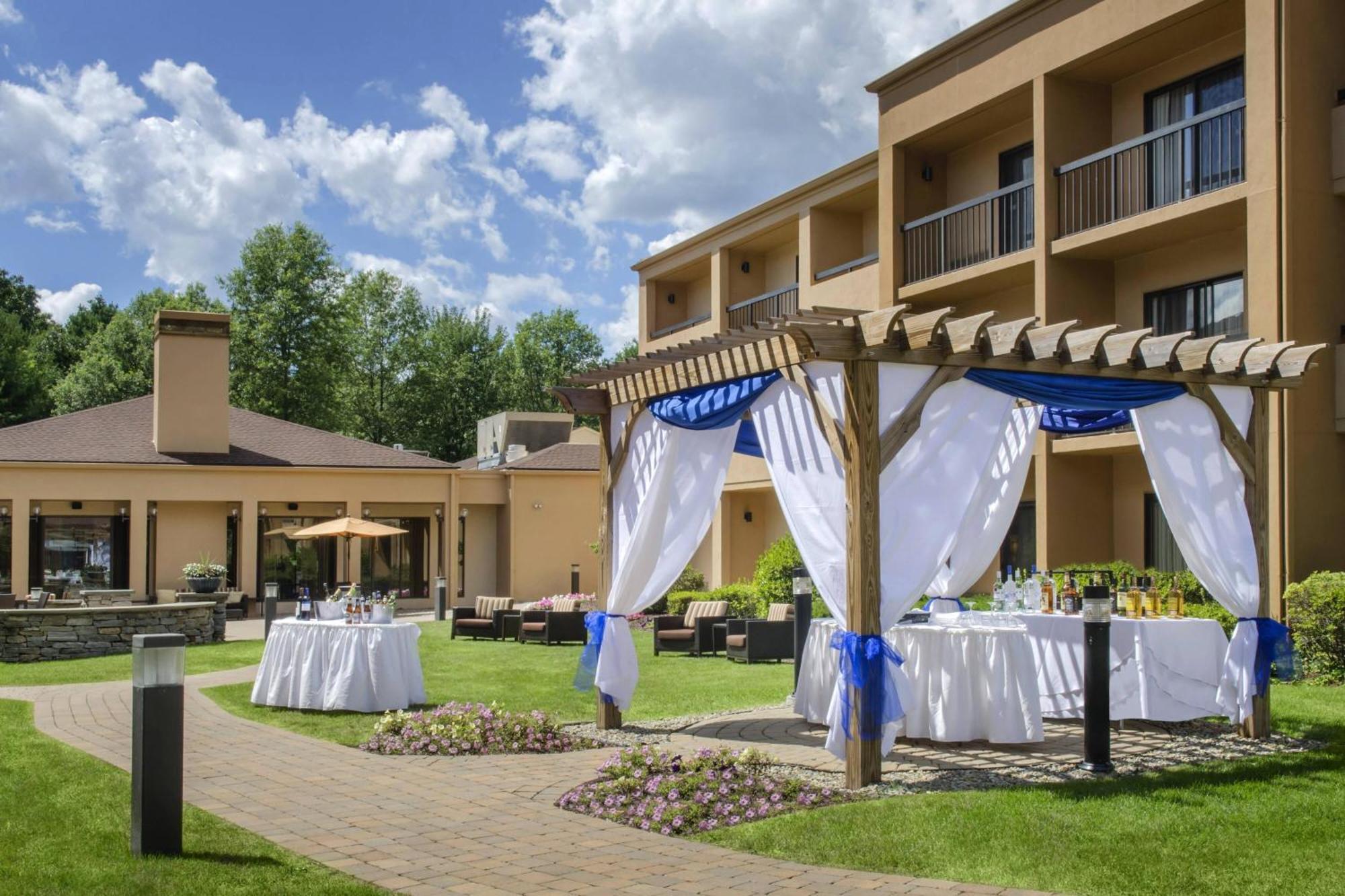 Courtyard By Marriott Boston Andover Exterior photo